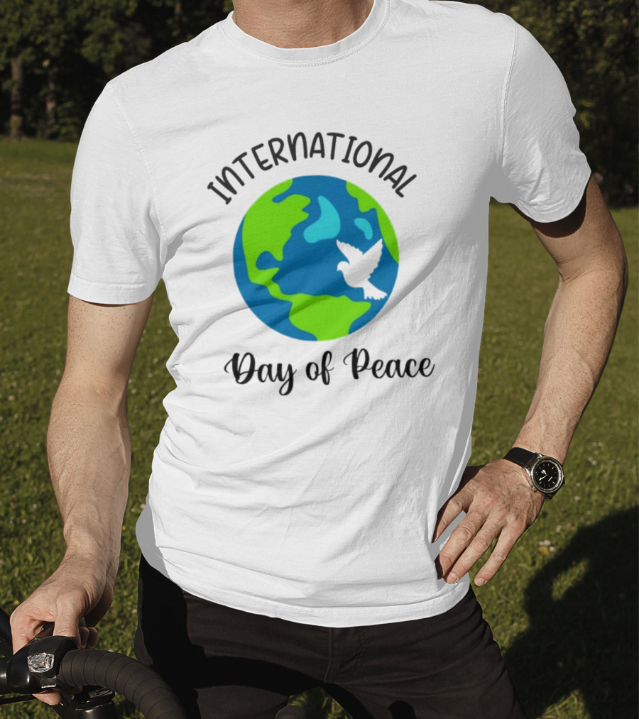 International Day Of Peace Earth With Dove T-Shirt