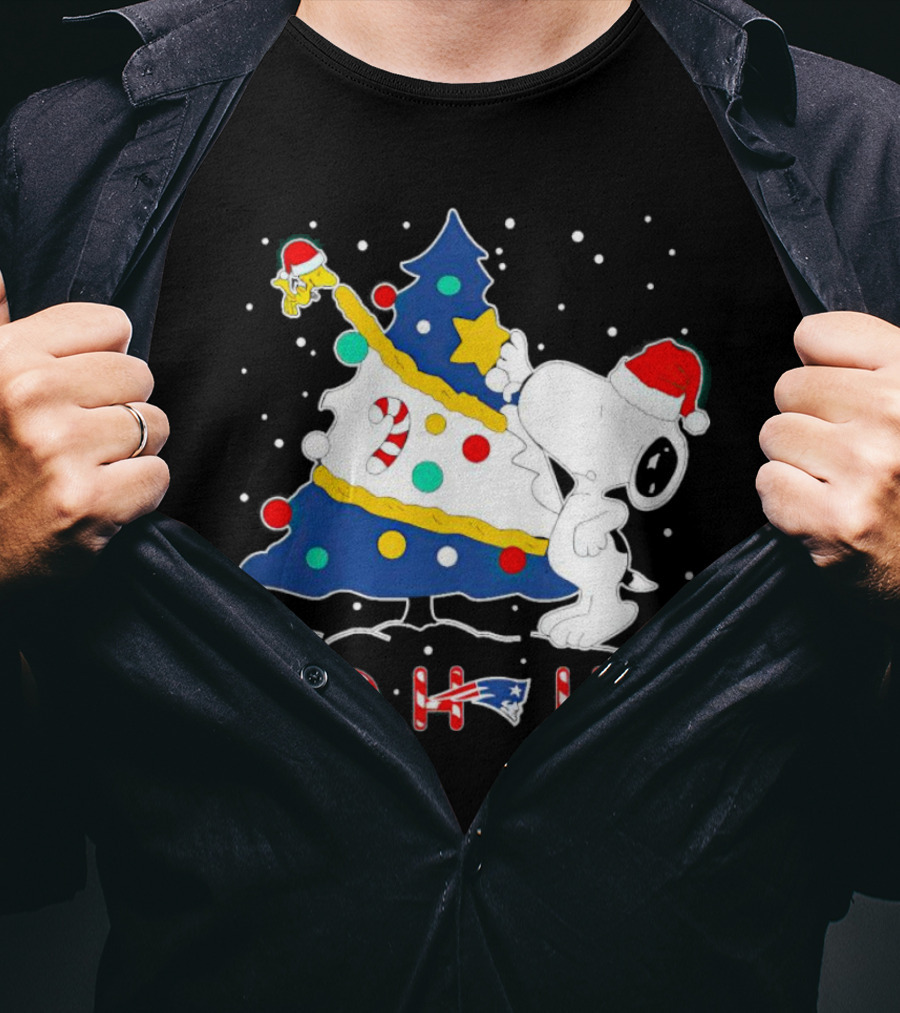 Snoopy Woodstock Decorating Christmas Tree New England Patriots Ho Ho Ho T-Shirt
