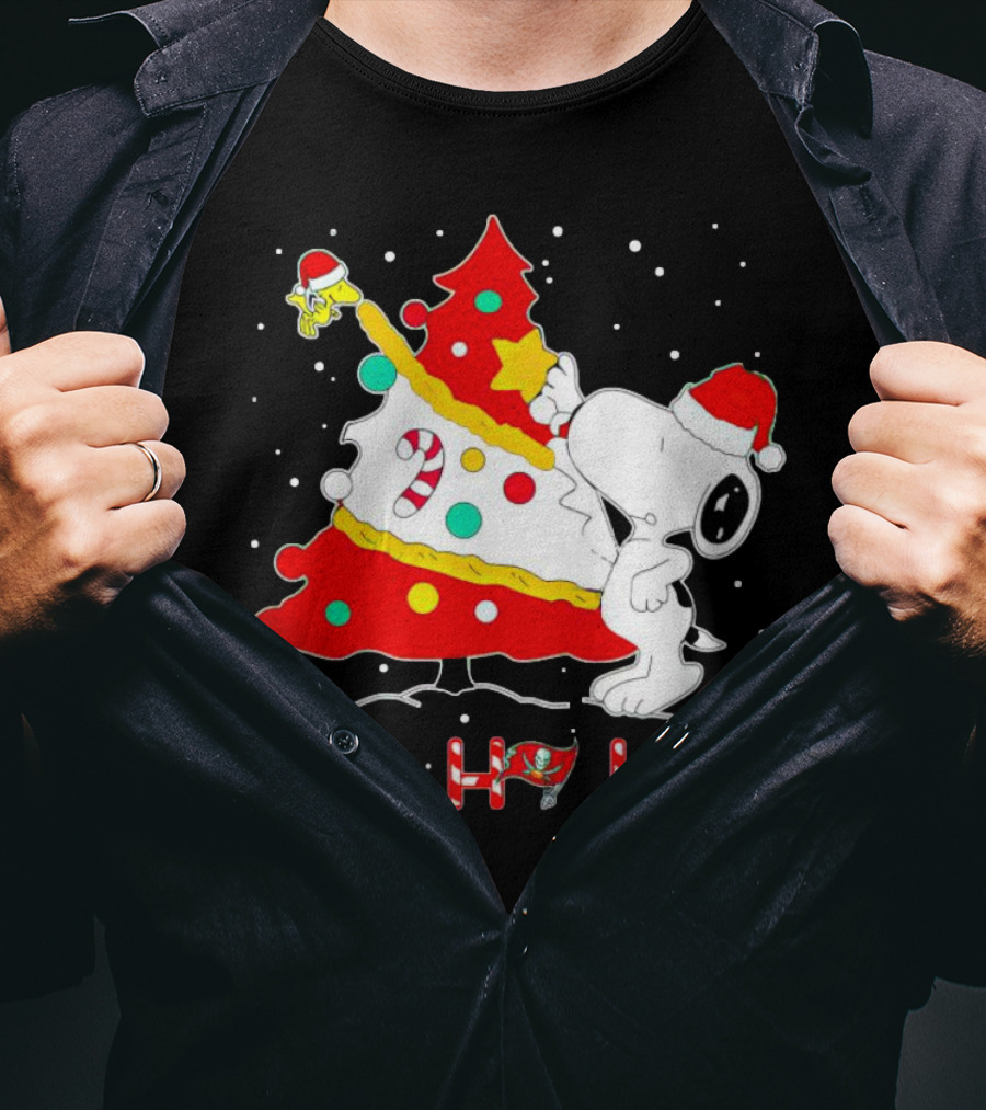 Snoopy And Woodstock Ho Ho Ho Christmas Tampa Bay Buccaneers T-Shirt