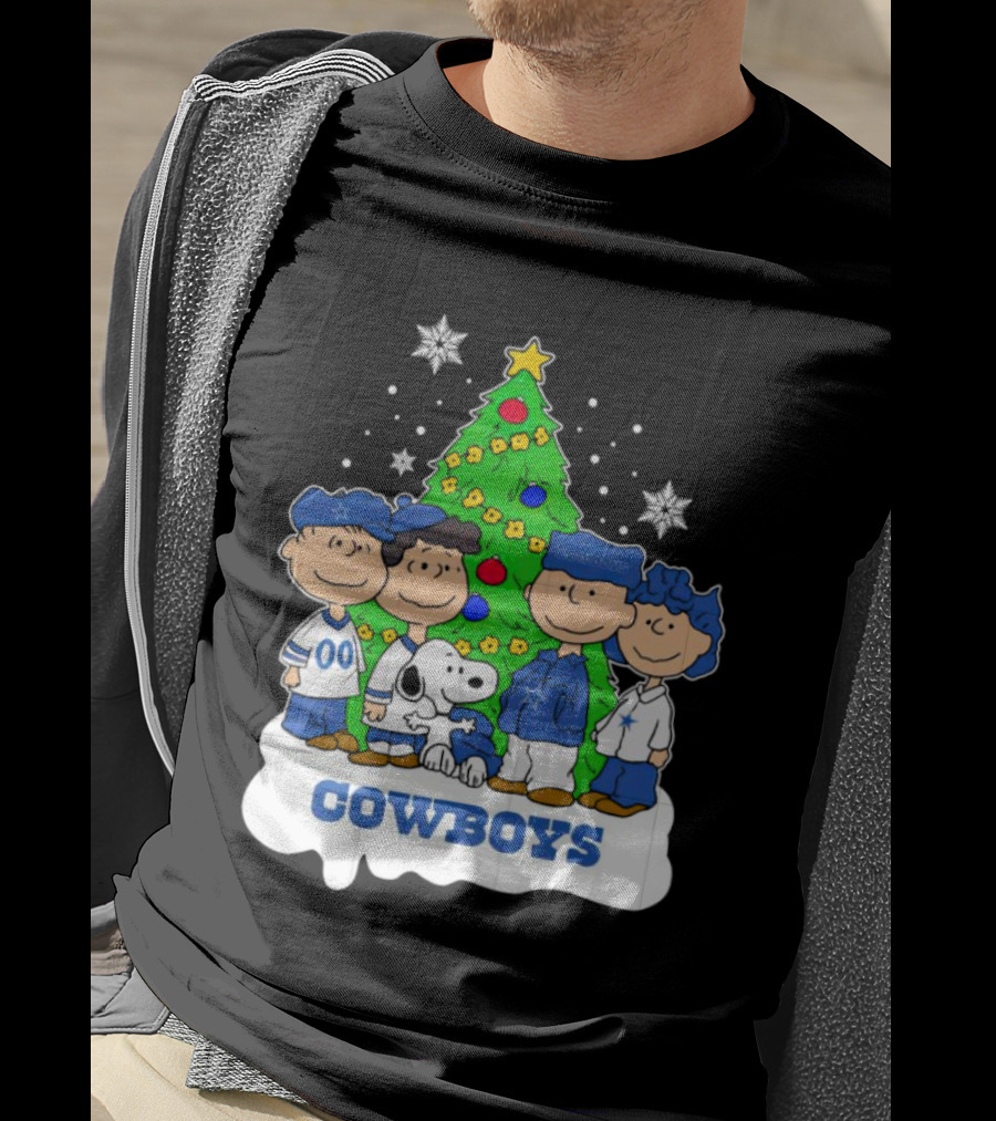 Peanuts Characters Dallas Cowboys Christmas Tree Cowboys T-Shirt