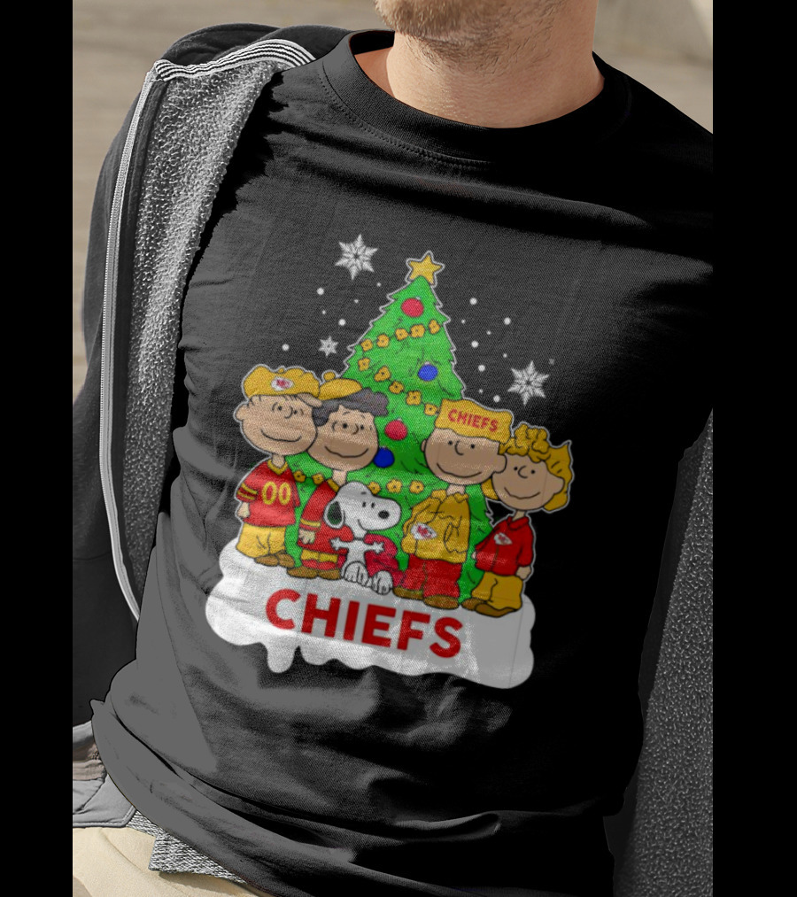 Peanuts Characters Chiefs Christmas Tree T-Shirt