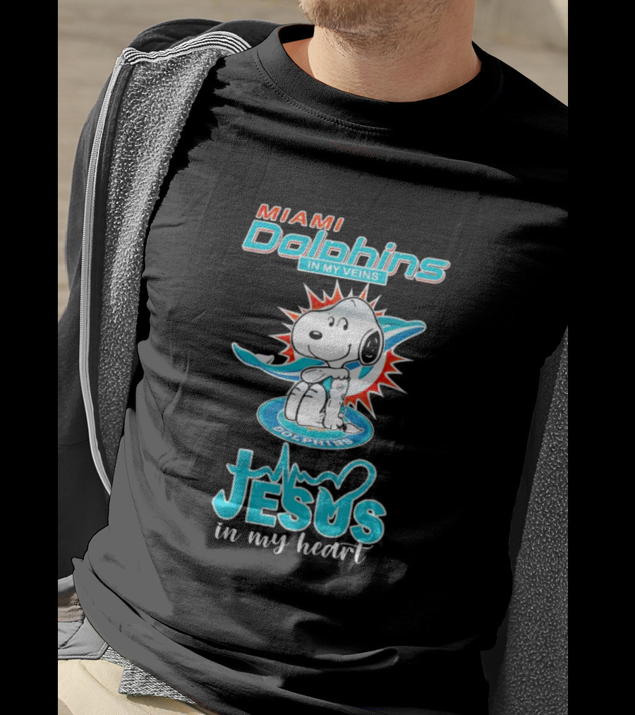 Snoopy Miami Dolphins In My Veins Jesus In My Heart T-Shirt