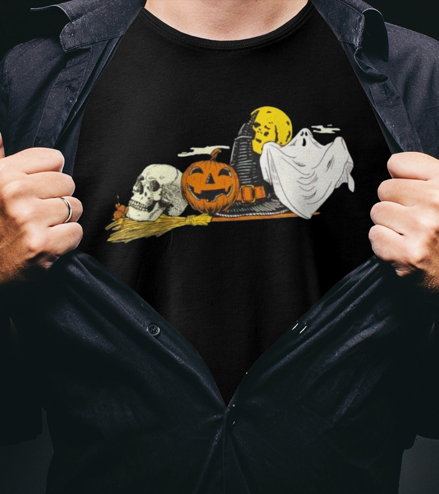 SpooKY Halloween Vintage Skull Pumpkin Ghost Witch Hat Moon Scene T-Shirt