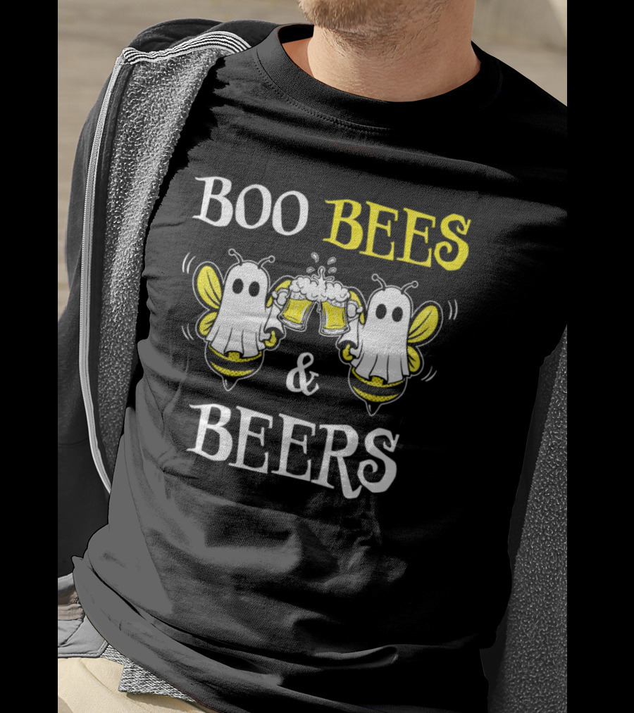 BOO BEES And BEERS Ghost Bees Toasting With Beer Mugs T-Shirt