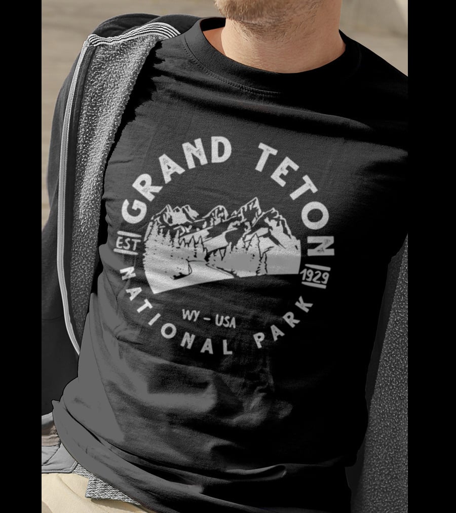 Grand Teton National Park WY USA Est 1929 T-Shirt