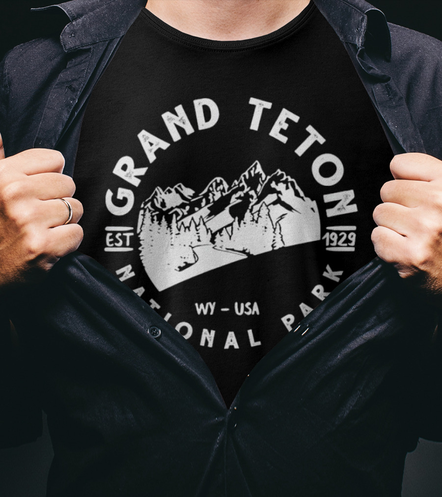 Grand Teton National Park WY USA Est 1929 T-Shirt