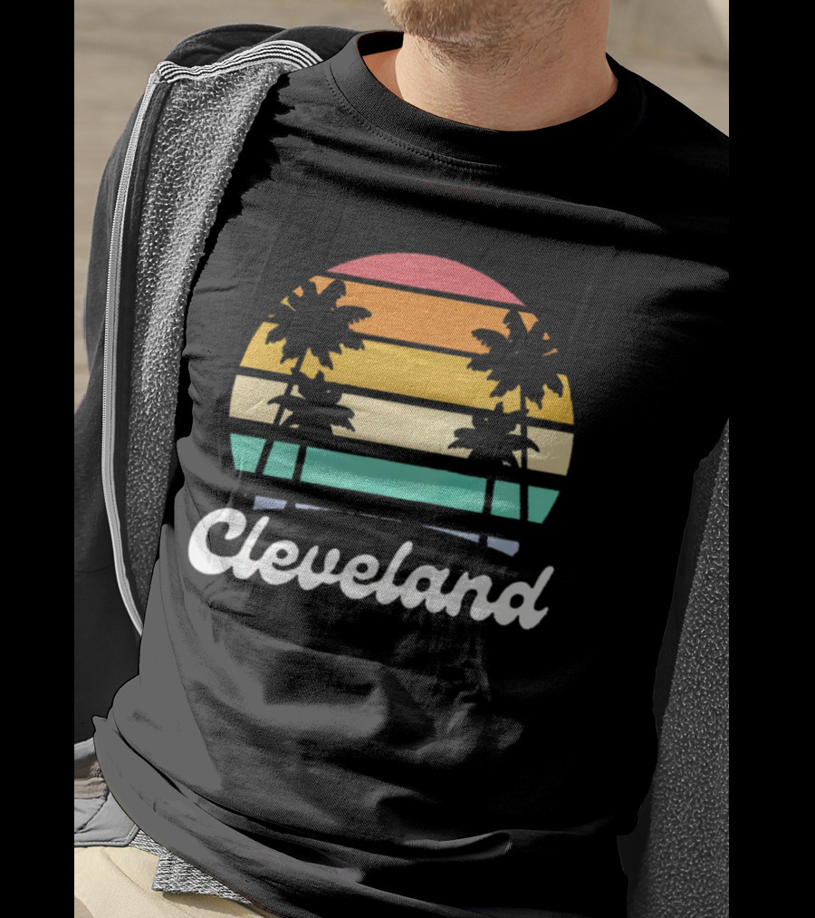 Cleveland Vintage Sunset With Palm Trees T-Shirt