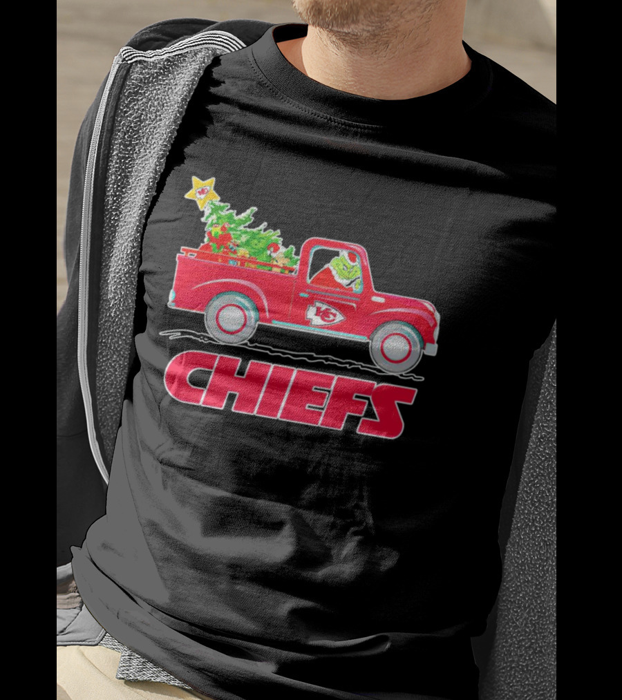 Grinch Driving Kansas City Chiefs Red Truck With Christmas Tree T-Shirt