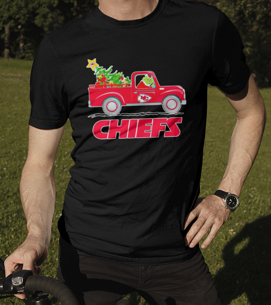 Grinch Driving Kansas City Chiefs Red Truck With Christmas Tree T-Shirt