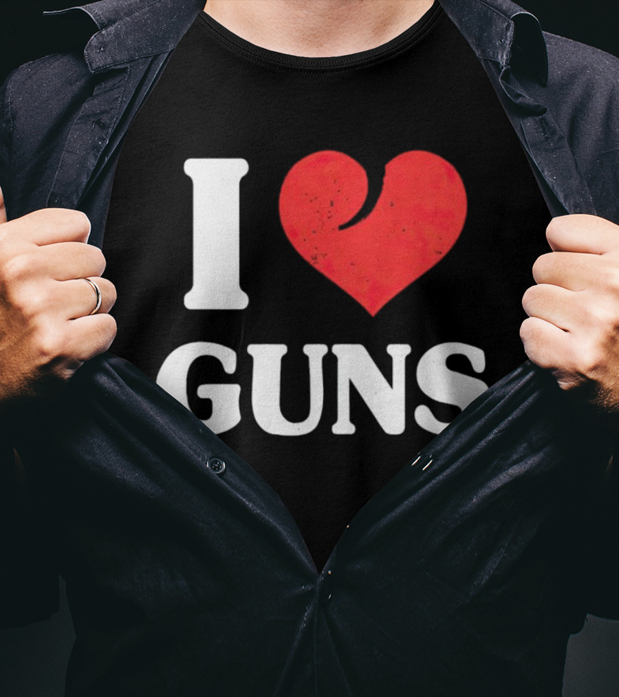 I Love Guns - Heart T-Shirt