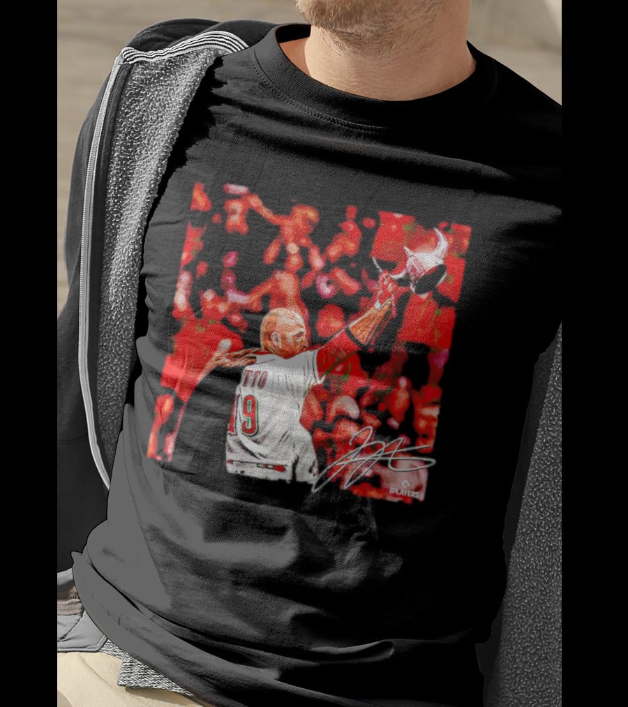 Joey Votto Number 19 Viking Celebration Signature MLB Players T-Shirt