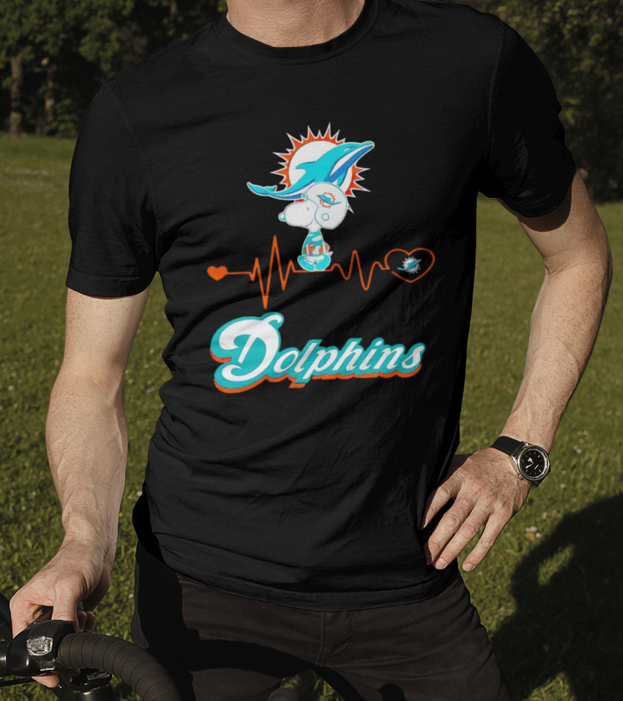 Snoopy Dolphins Heartbeat Miami Dolphins T-Shirt