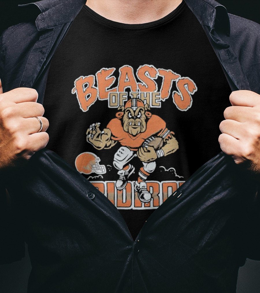 Cleveland Browns Beasts Of The Gridiron Football Bulldog T-Shirt