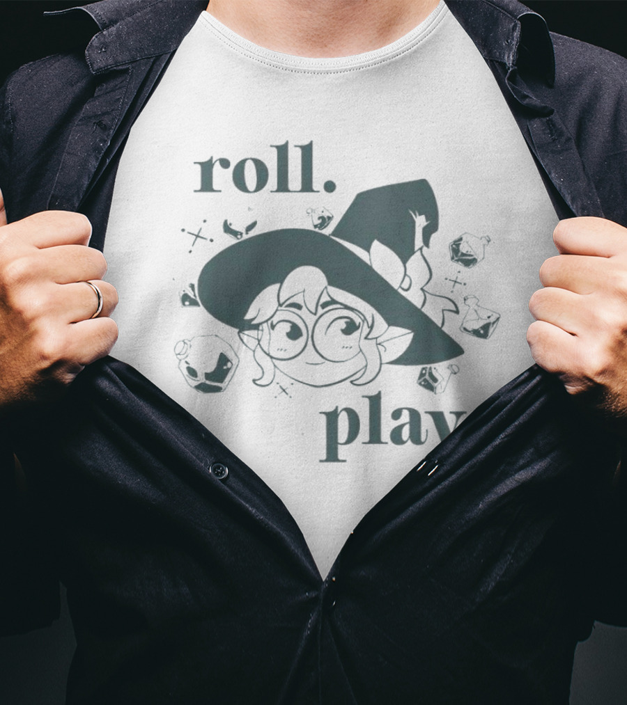 Ginny Di Roll Play Fantasy Character Dice T-Shirt