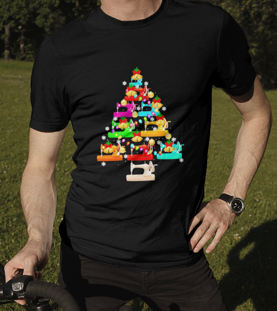 Quilt Sewing Lover Christmas Tree Sewing Machine Festive T-Shirt