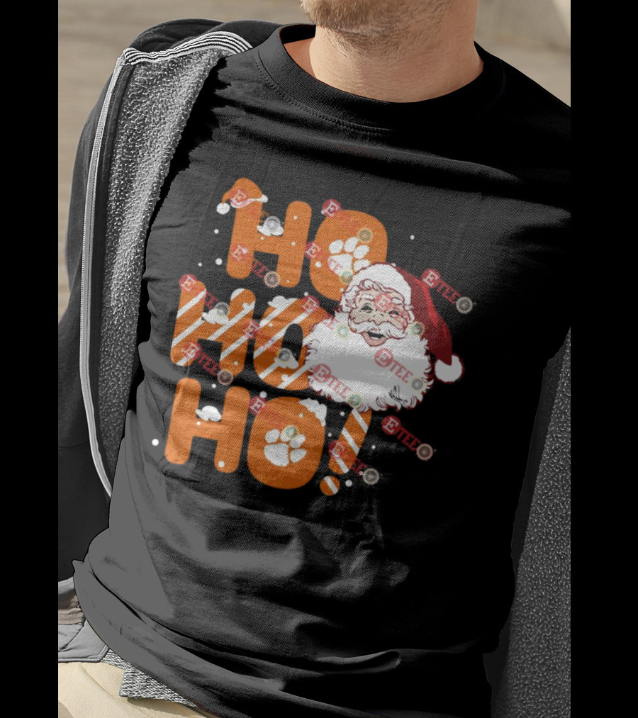 Clemson Tigers Santa Claus Ho Ho Ho Christmas Paw Print Snowflakes T-Shirt