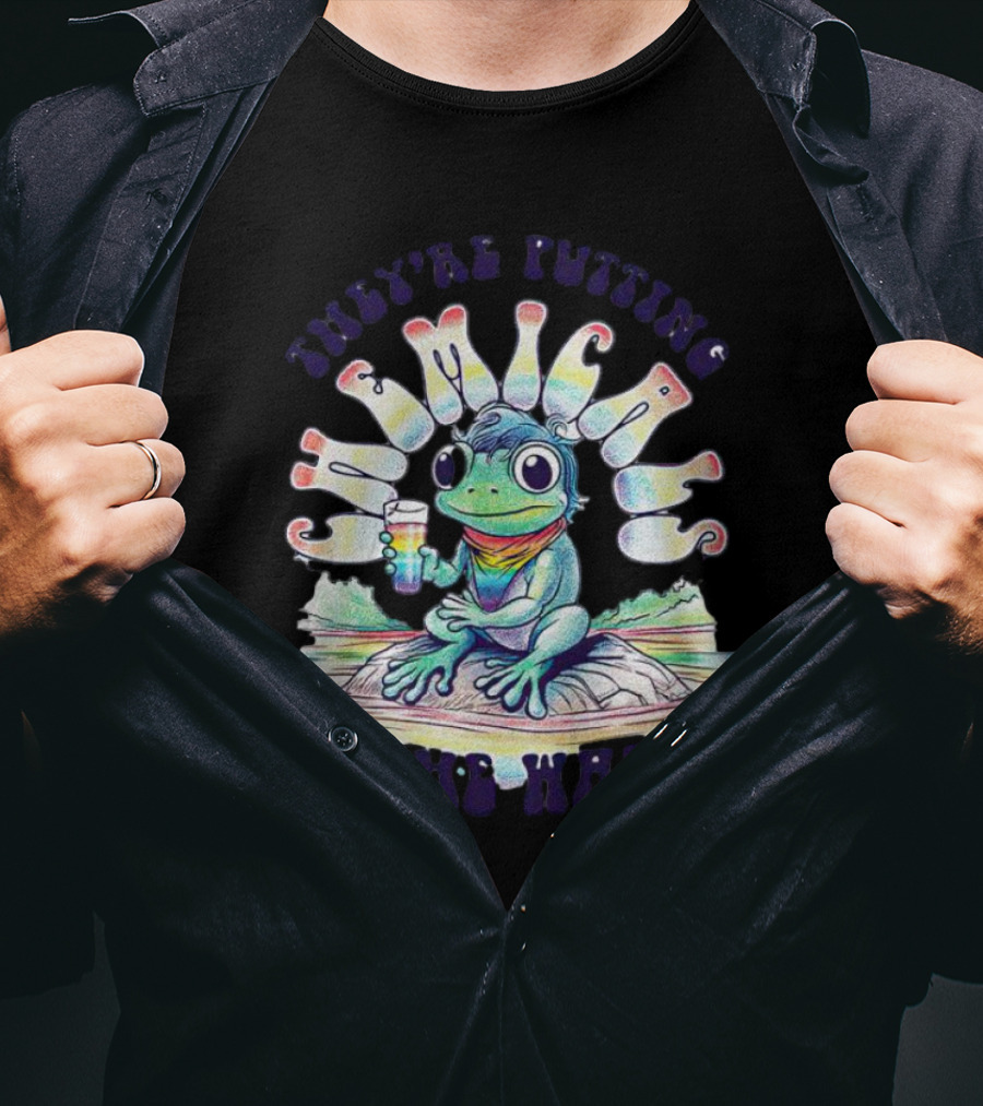 They’re Putting Chemicals In The Water Frog With Rainbow Scarf And Drink T-Shirt