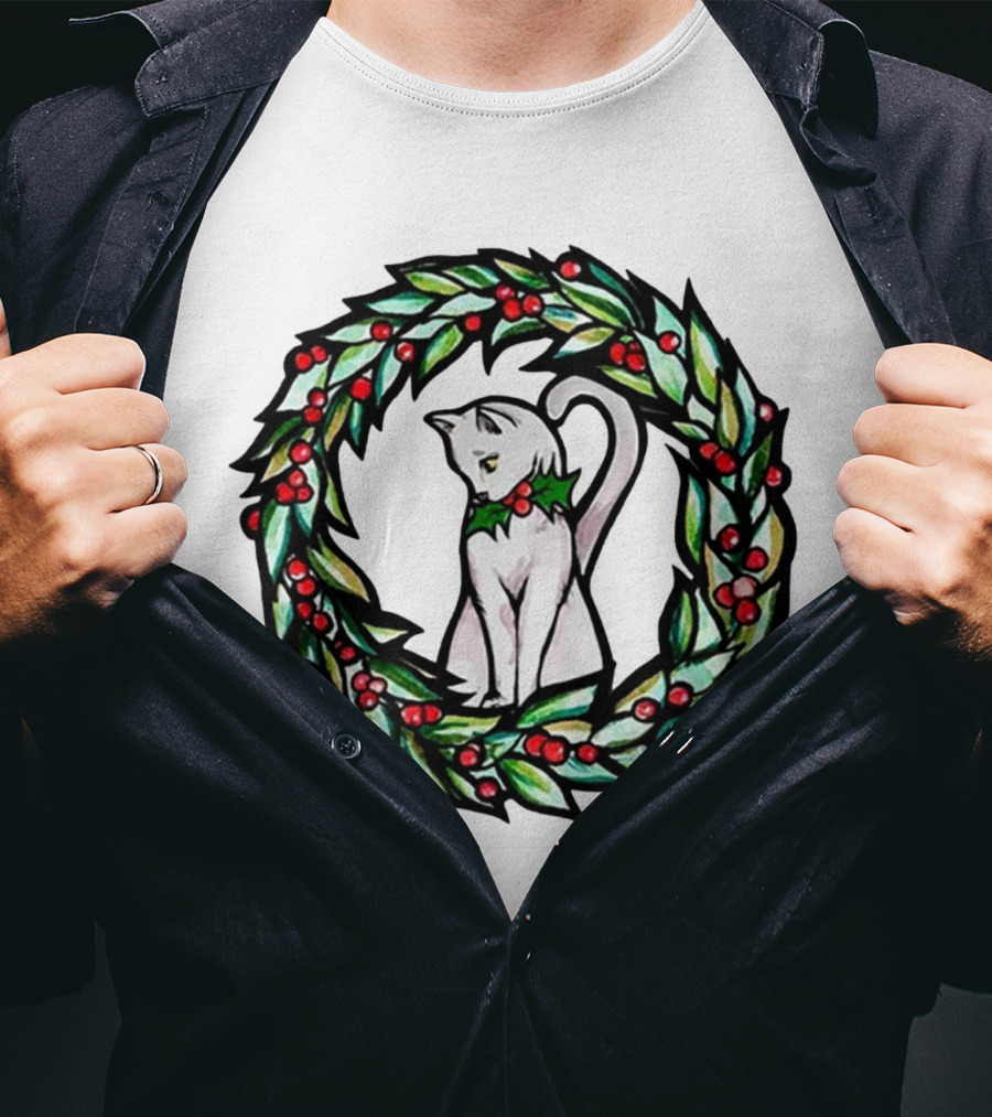 White Cat In Christmas Wreath With Holly And Berries T-Shirt