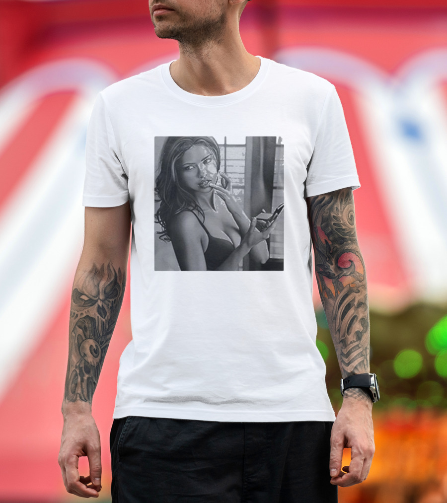 Adriana Lima Fall Black and White Glamour T-Shirt