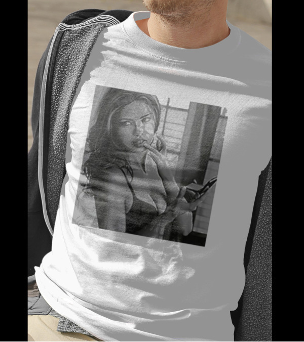 Adriana Lima Fall Black And White Glamour T-Shirt