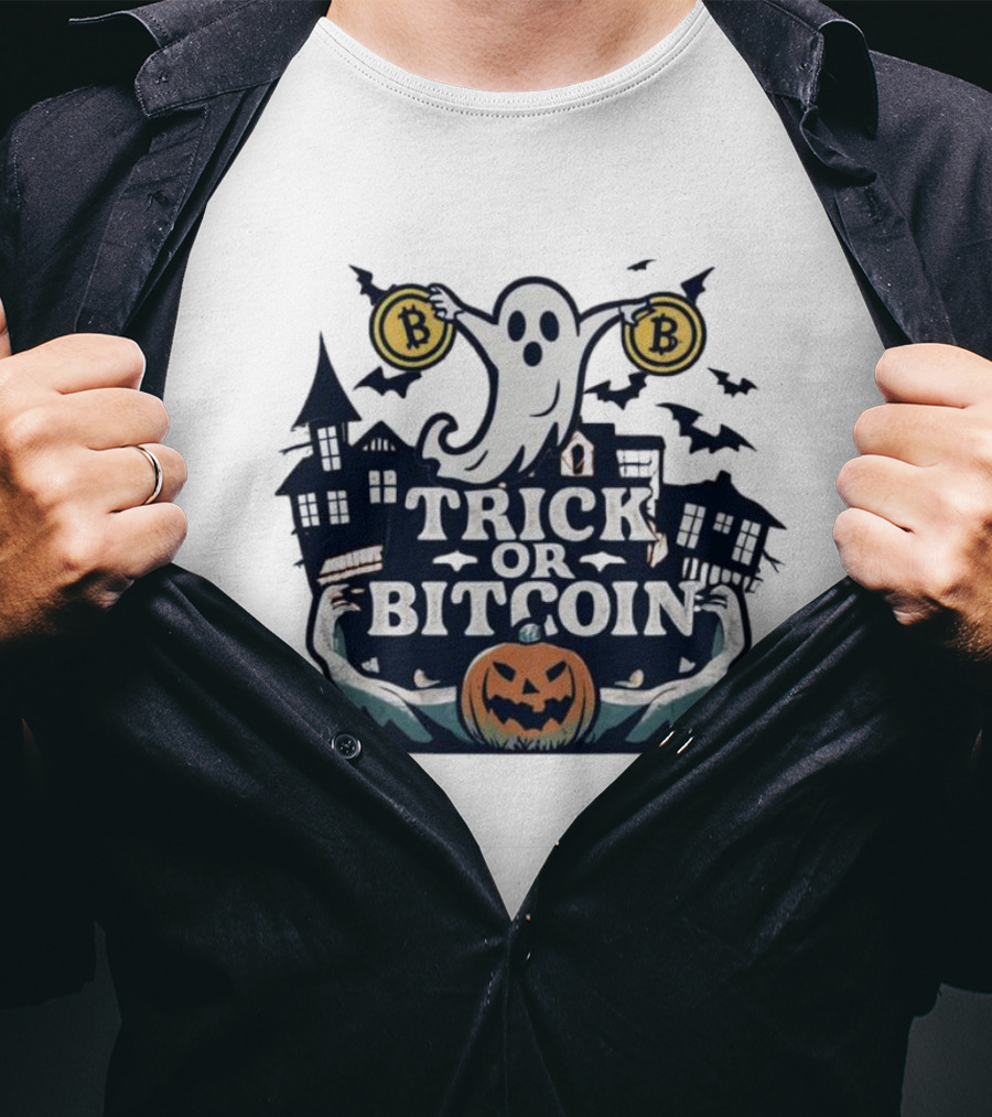 Trick Or Bitcoin Ghost Halloween With Haunted Houses And Pumpkin T-Shirt