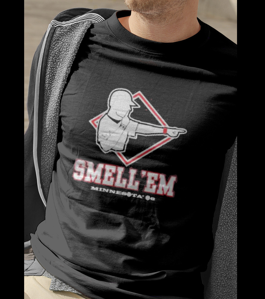 Smell 'Em Minnesota '06 Johan Santana T-Shirt