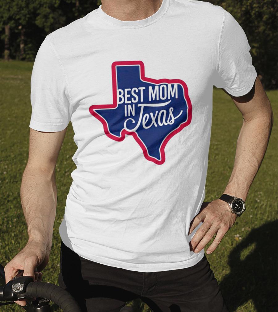 Best Mom In Texas State Shape With Red Border T-Shirt