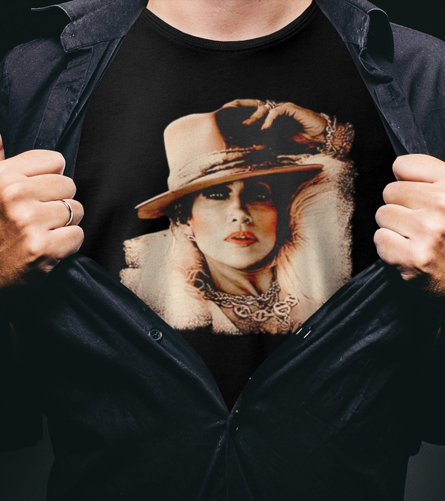 Jennifer Lopez Fur Coat And Hat Style Now T-Shirt