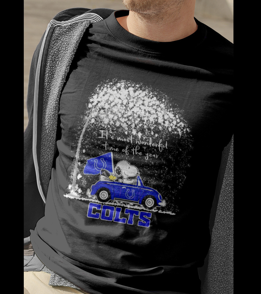 Snoopy And Woodstock Colts It's Most Wonderful Time Of The Year Winter Car Scene T-Shirt