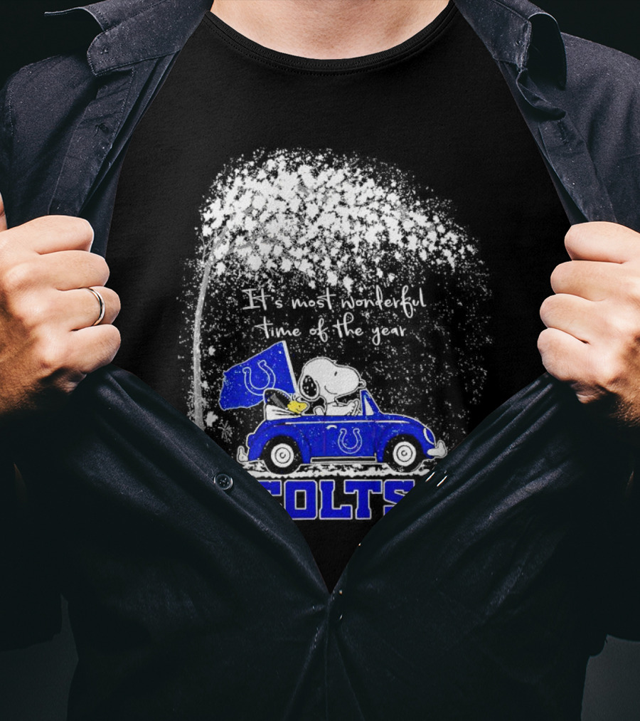 Snoopy And Woodstock Colts It's Most Wonderful Time Of The Year Winter Car Scene T-Shirt