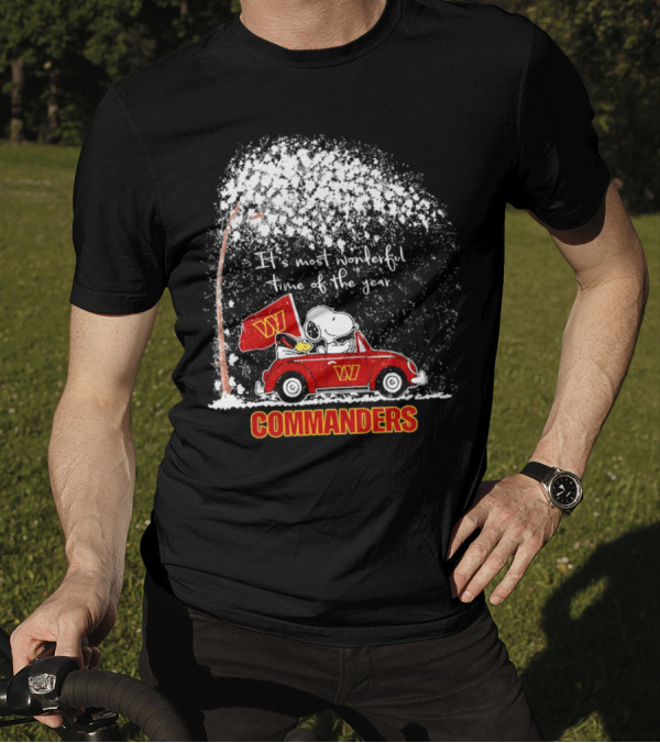 Snoopy And Woodstock Commanders Winter Wonderful Time Of The Year T-Shirt