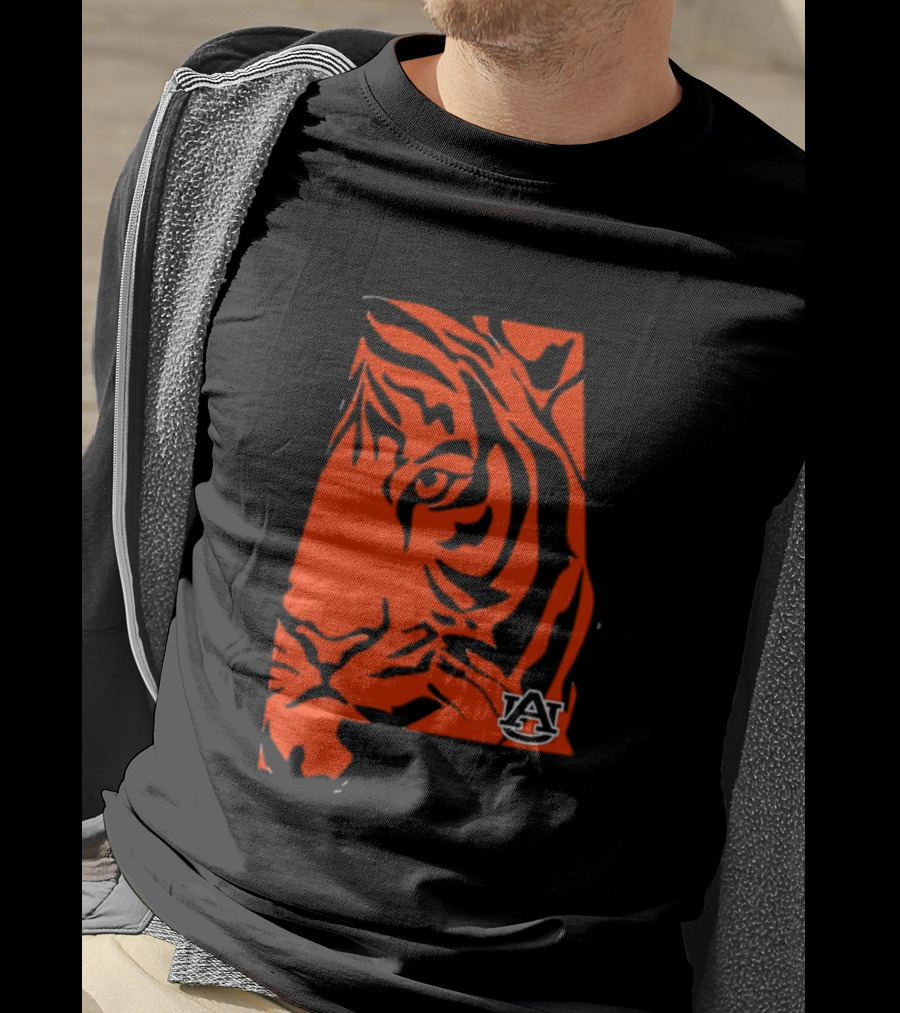 Auburn Tigers A Logo With Striped Tiger Face T-Shirt