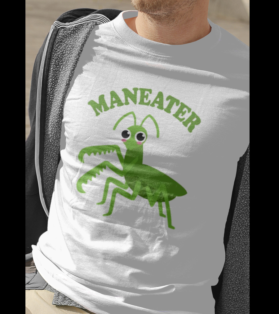 Maneater Praying Mantis Cartoon T-Shirt