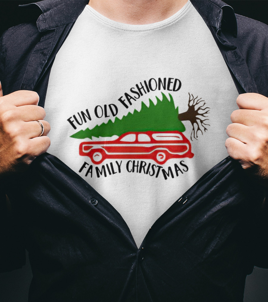Fun Old Fashioned Family Christmas Station Wagon Tree Scene T-Shirt
