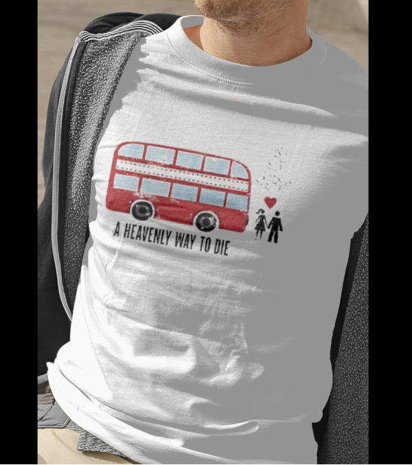 A Heavenly Way To Die Red Double-Decker Bus Couple And Heart T-Shirt