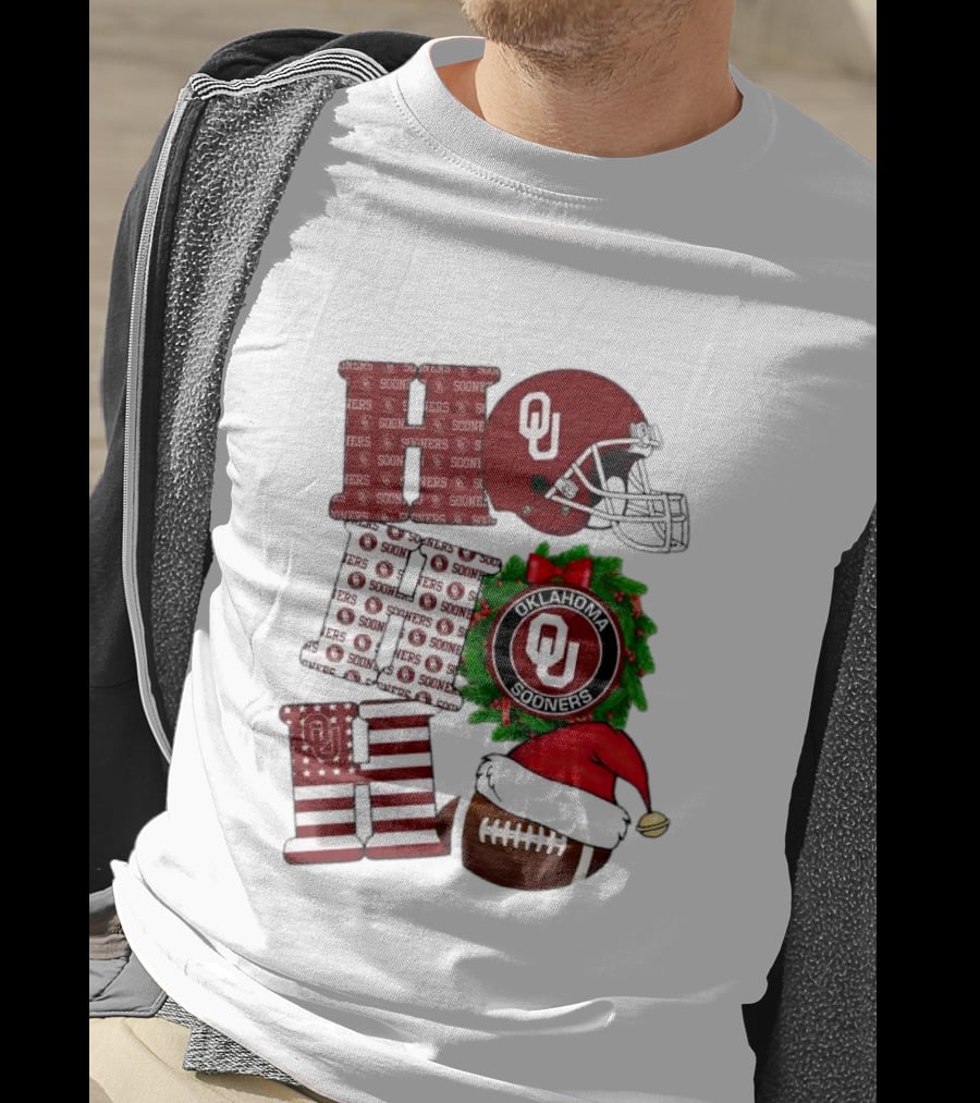 Oklahoma Sooners OU Helmet Wreath Football Santa Ho Ho Ho Christmas T-Shirt