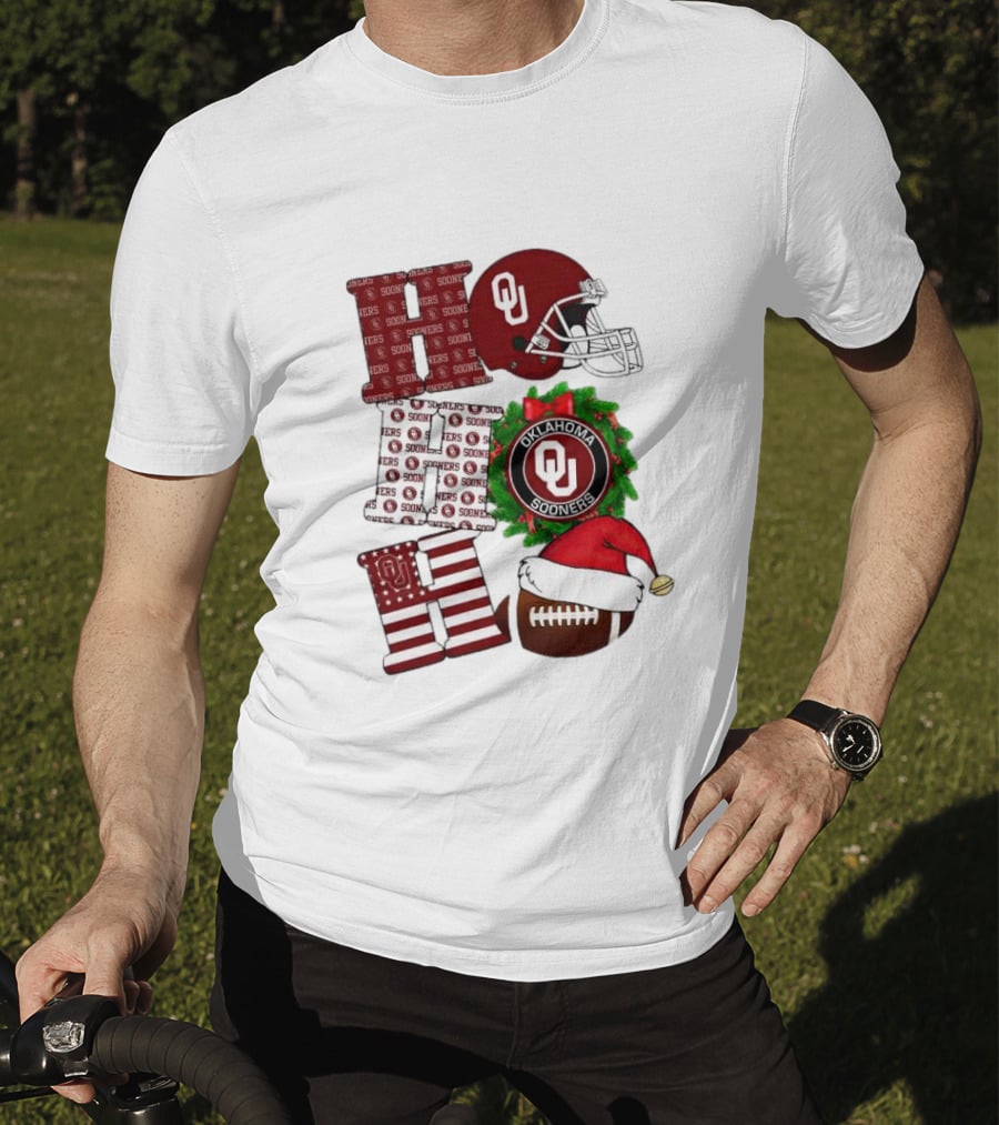 Oklahoma Sooners OU Helmet Wreath Football Santa Ho Ho Ho Christmas T-Shirt