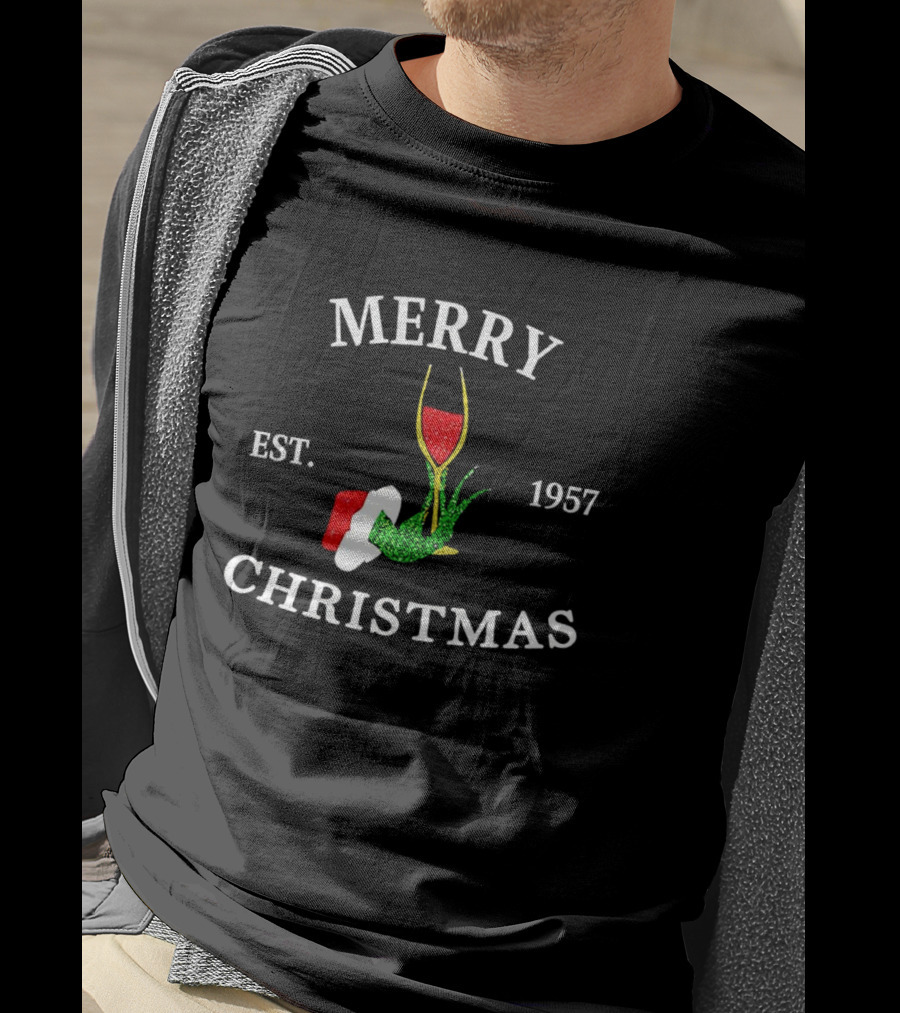 Merry Christmas Grinch Hand Wine Glass Est 1957 T-Shirt