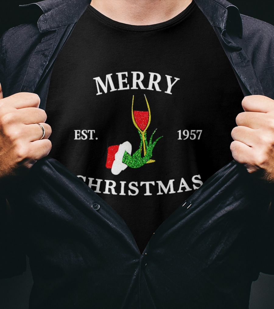 Merry Christmas Grinch Hand Wine Glass Est 1957 T-Shirt