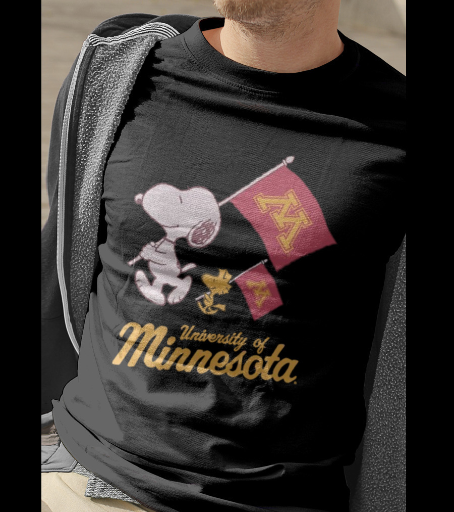 Snoopy And Woodstock University Of Minnesota Flags T-Shirt