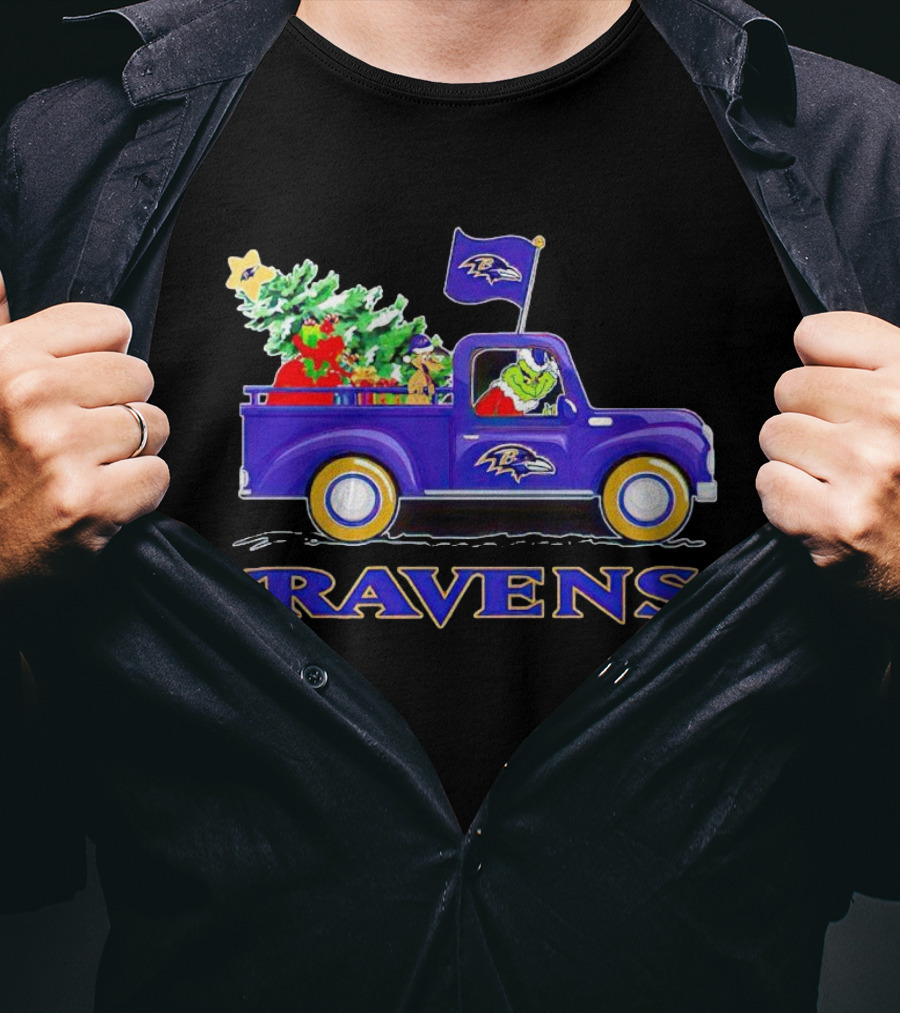 Grinch Driving Baltimore Ravens Christmas Truck T-Shirt