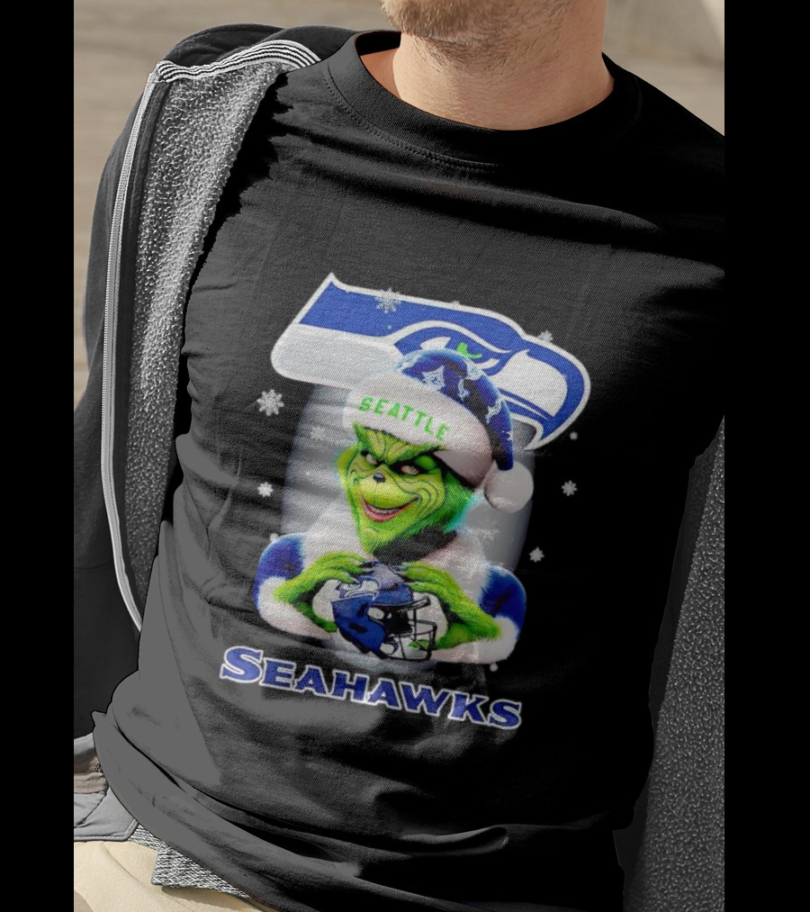 Seattle Seahawks Christmas Grinch Holding Football Helmet T-Shirt