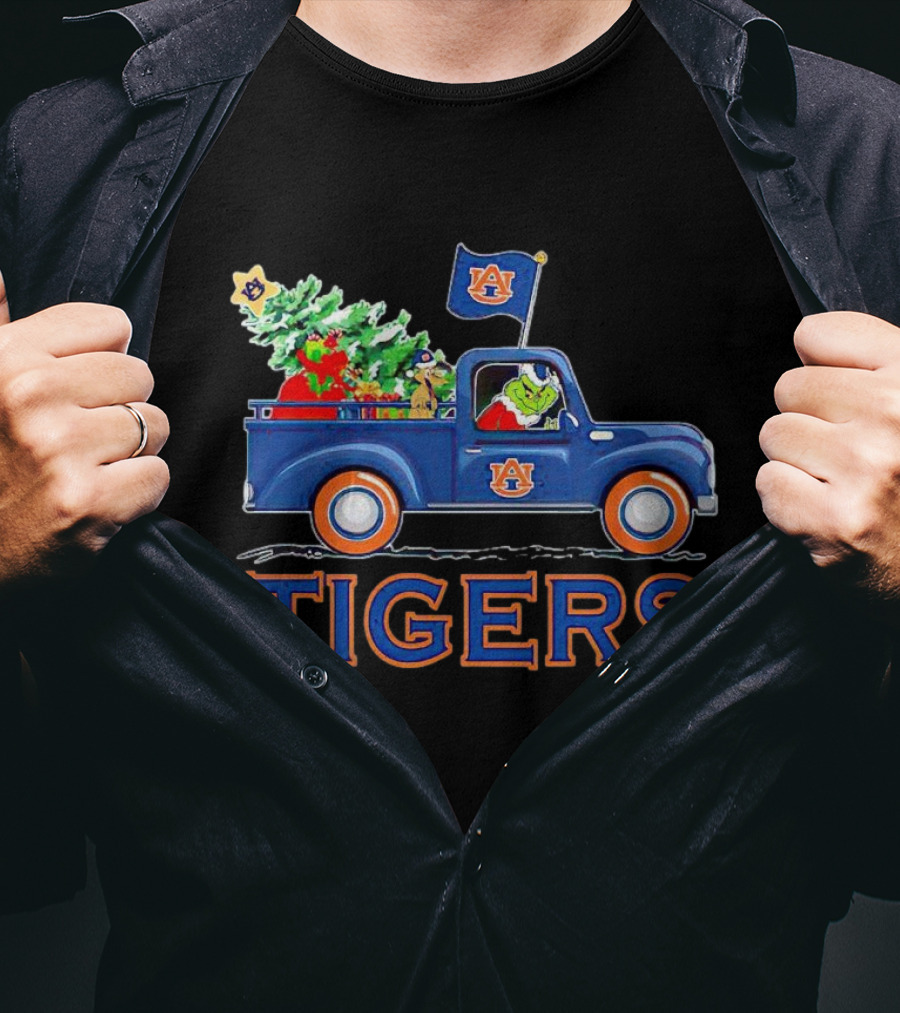 Grinch Driving Auburn Christmas Truck With Tigers Flag T-Shirt