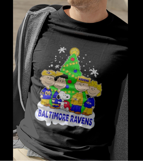 Baltimore Ravens Christmas Tree With Peanuts Characters T-Shirt