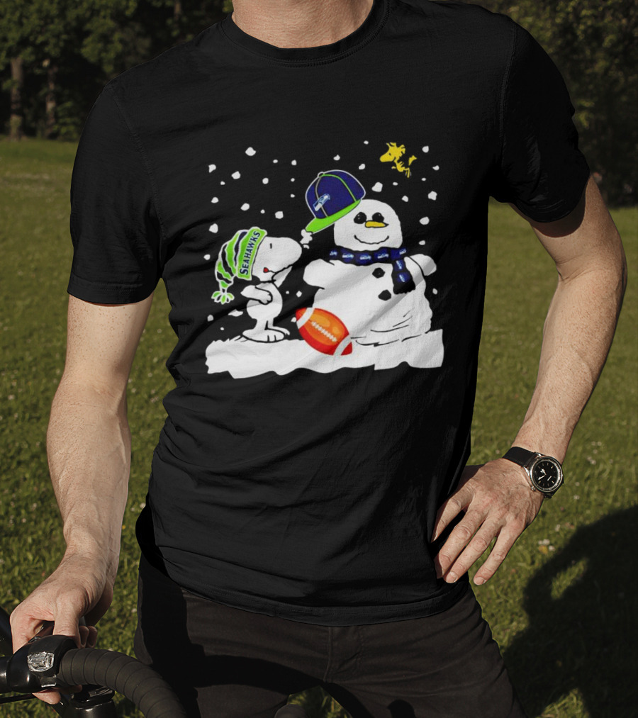 Seattle Seahawks Snoopy Snowman Hat Winter Football Scene T-Shirt