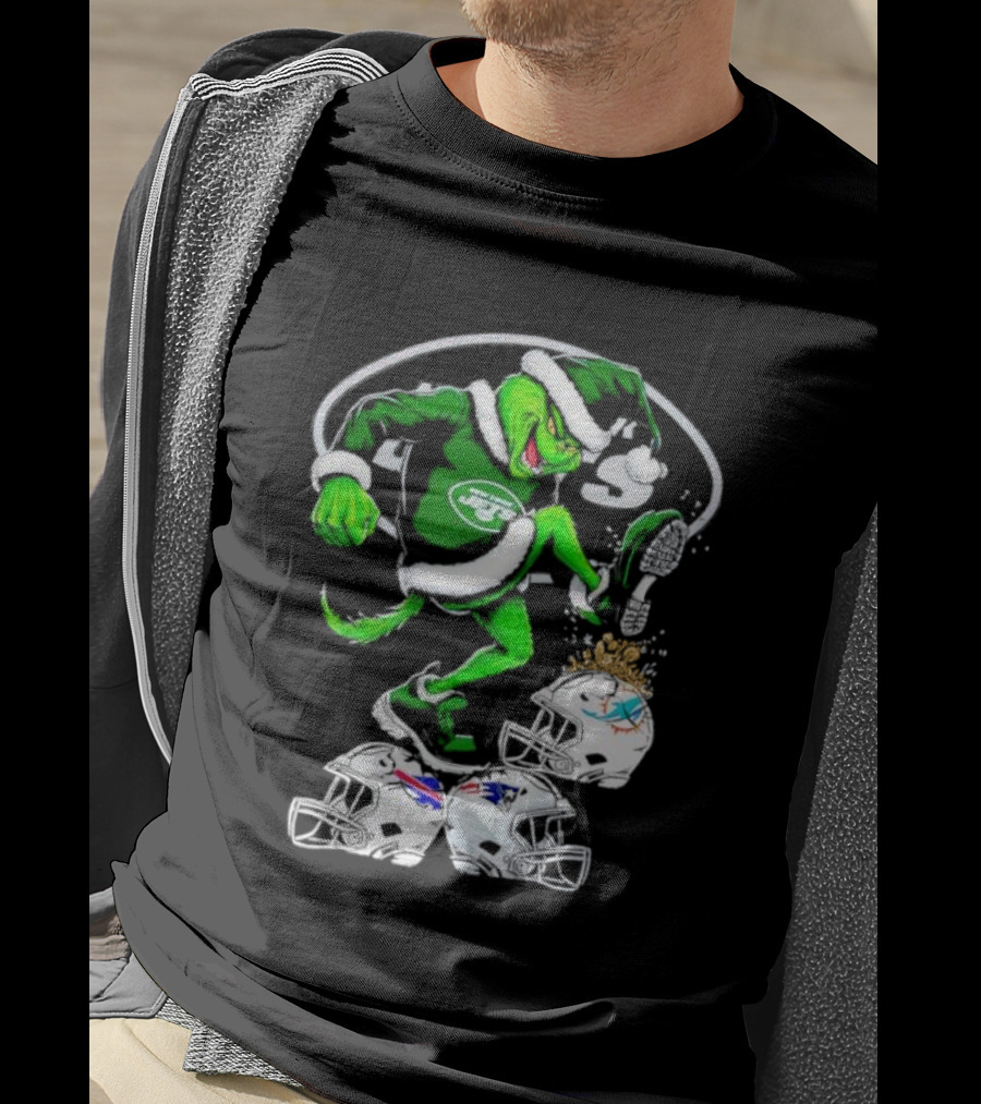 New York Jets Grinch Santa Stomping NFL Helmets Funny Christmas T-Shirt