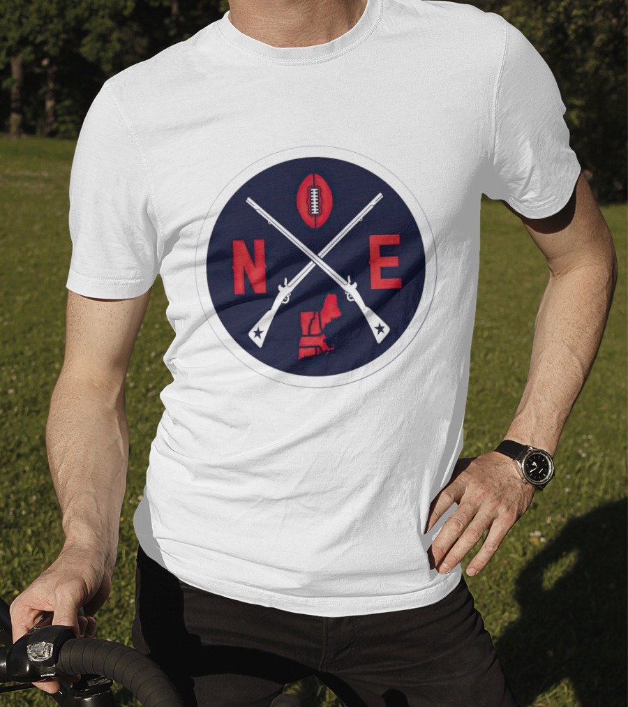 New England Patriots Football Emblem NE Guns Map Oval T-Shirt
