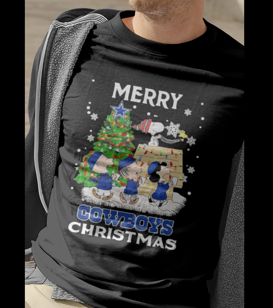 Merry Cowboys Christmas Peanuts Characters Dallas T-Shirt