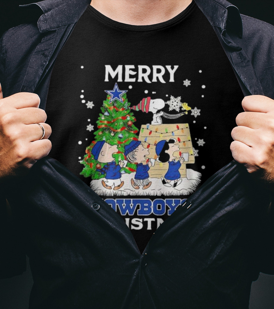Merry Cowboys Christmas Peanuts Characters Dallas T-Shirt
