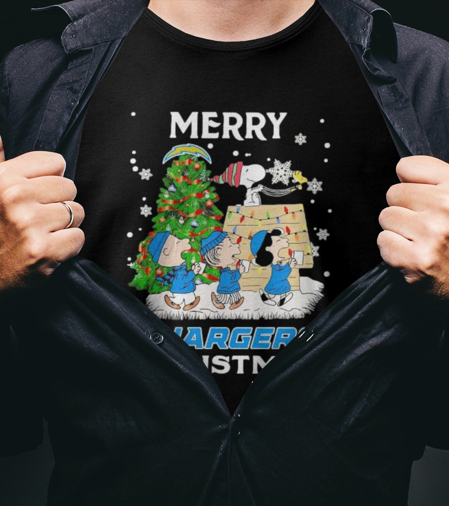 Merry Chargers Christmas Peanuts Characters T-Shirt